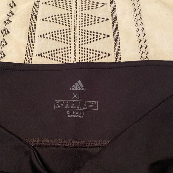 SOLD/NOT AVAILABLE- Adidas sport leggings - Picture 3 of 4